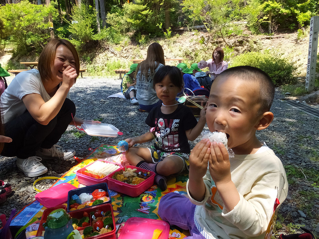 石巻ひがし保育園　春の遠足